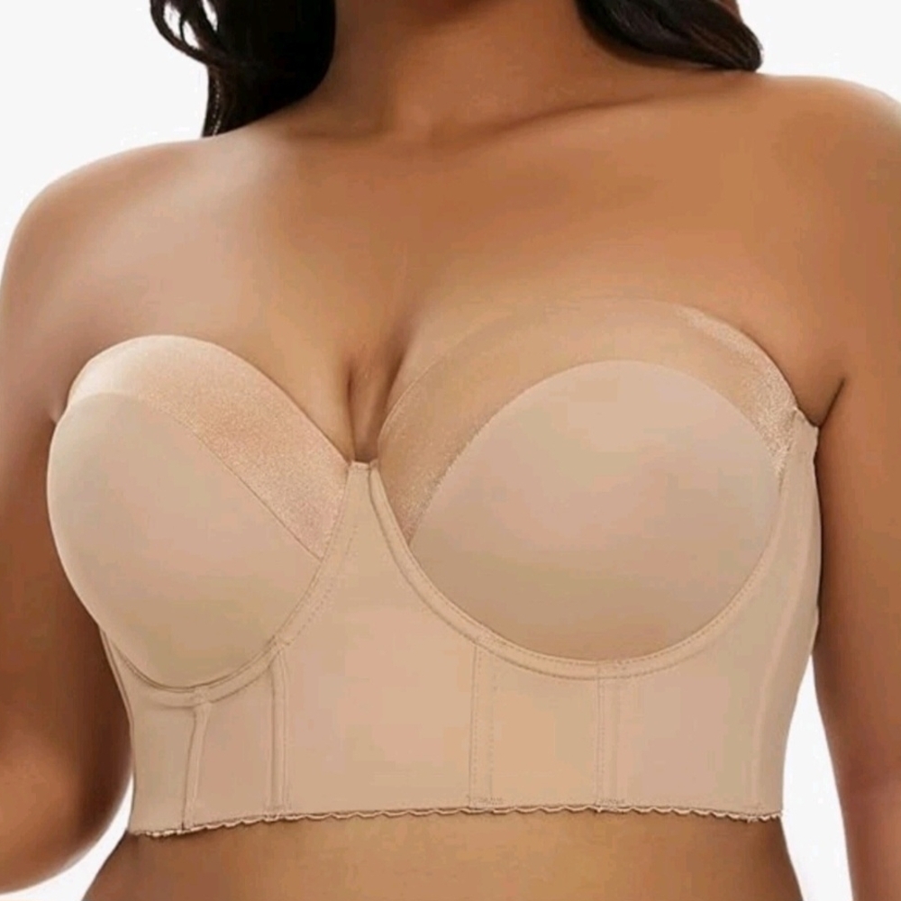 Elegant Strapless Beige Bra